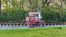 Herbicide Application Pulverisation.jpg